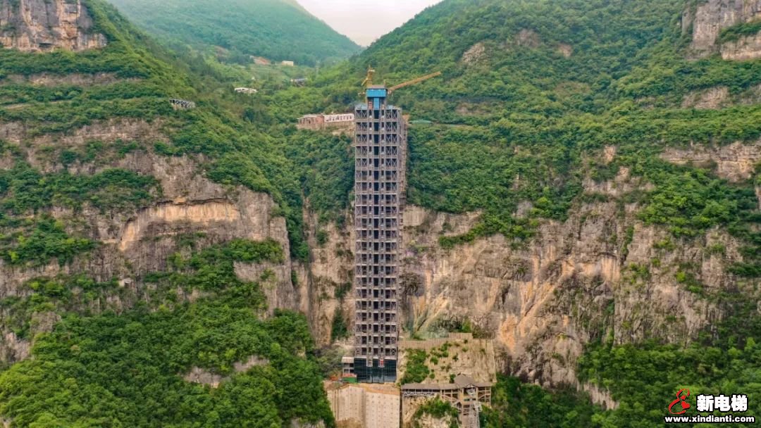 乘神女天梯,开启巫山全景观光之旅_电梯安全_电梯资讯_新电梯网